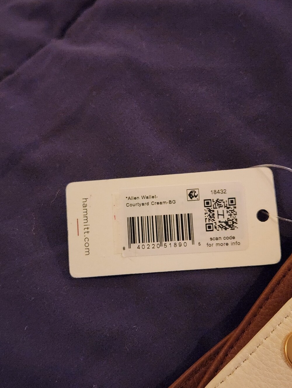 Hammitt Allen Courtyard Cream Limited Release Wallet - Picture 2 of 7